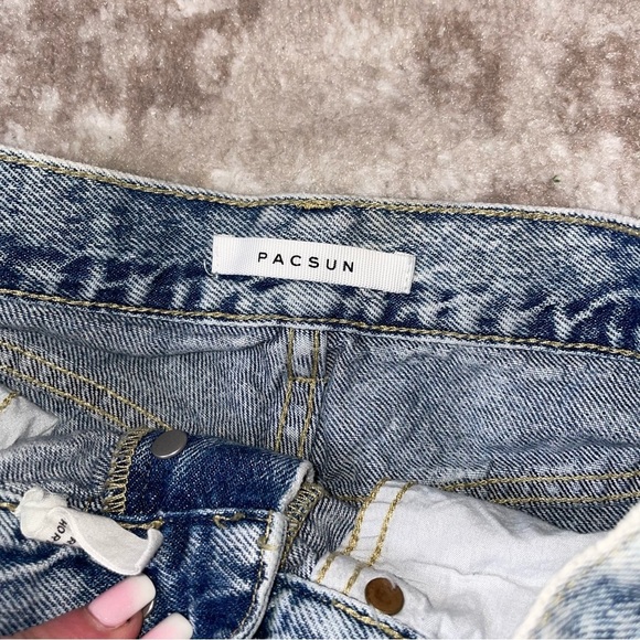 Pac Sun acid/stone washed high rise 5 pocket button up cutoff shorty shorts - Picture 6 of 7